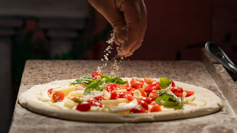 Round table pizza dining experience